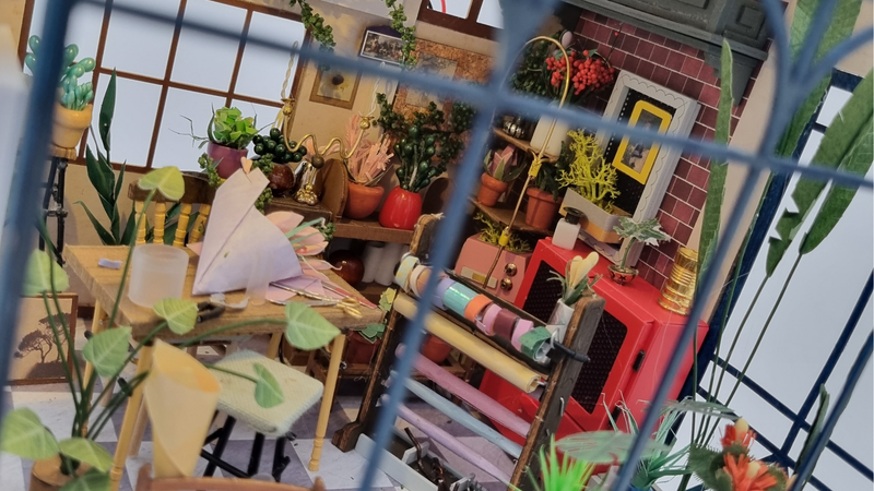 Monique wird ein bisschen die Blumen pflücken mit Emilys Blumenladen