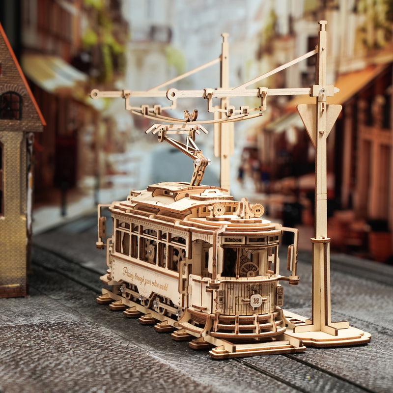 Robotime Classic City Tram LK801