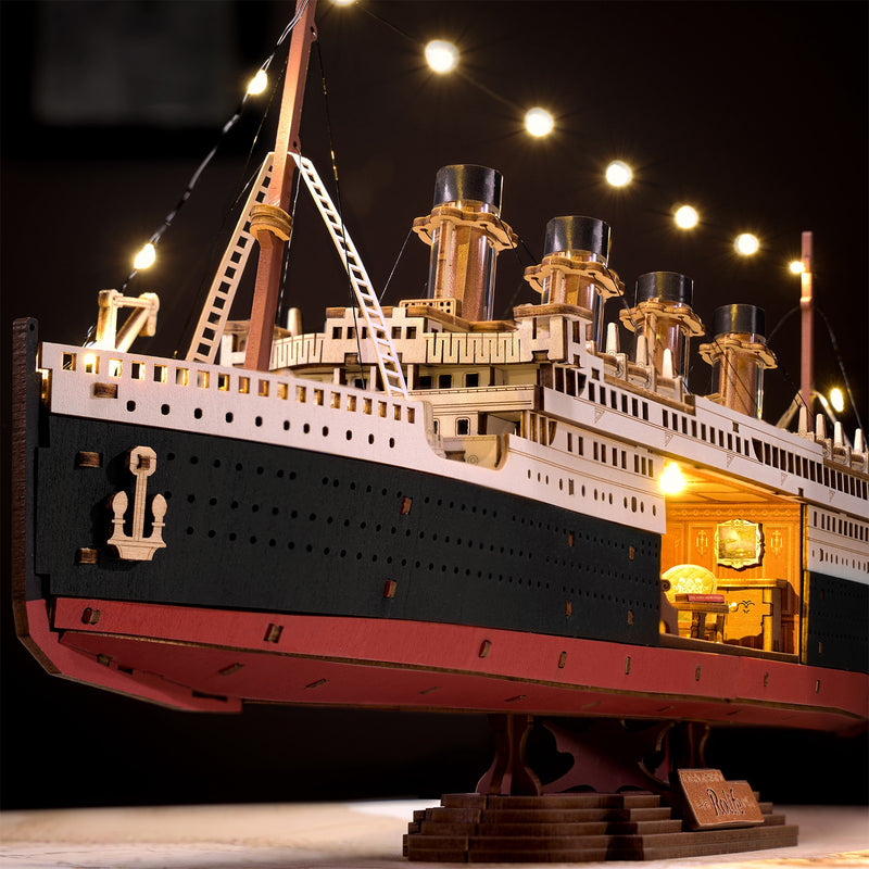 Robotime 1912 - Eternal Atlantic Voyager TGL02
