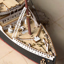 Das Vorderdeck der Robotime 1912 – Eternal Atlantic Voyager