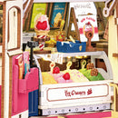 Verschiedene Eissorten unter der Theke des Robotime Beverly’s Ice Cream Truck