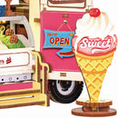 Das Ladenschild in Form eines Eises vom Robotime Beverly’s Ice Cream Truck