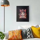 Der Robotime Black Vintage Puzzle Frame mit dem Robotime Cat King Puzzle in einem modernen Wohnzimmer