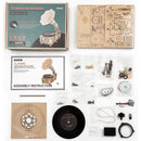 Packungsinhalt des Robotime Classical Gramophone, Holzmodellbau eines funktionierenden Grammophons