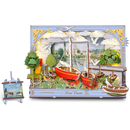 Produktfoto der Robotime Red Boats, Holzbausatz für ein Diorama mit zwei roten Segelbooten, die an einem Steg liegen
