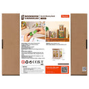 Rückseite der Verpackung der Robotime Secret Bloomy Nook, Bausatz für eine niedrige Book Nook voller Pflanzen und Bücher, mit aufklappbaren Türen