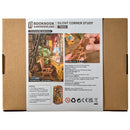 Rückseite der Verpackung der Robotime Silent Corner Study, Holzbausatz einer Book Nook Buchstütze
